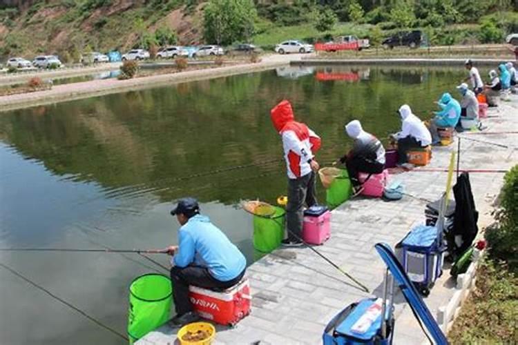 用什么化肥养鱼