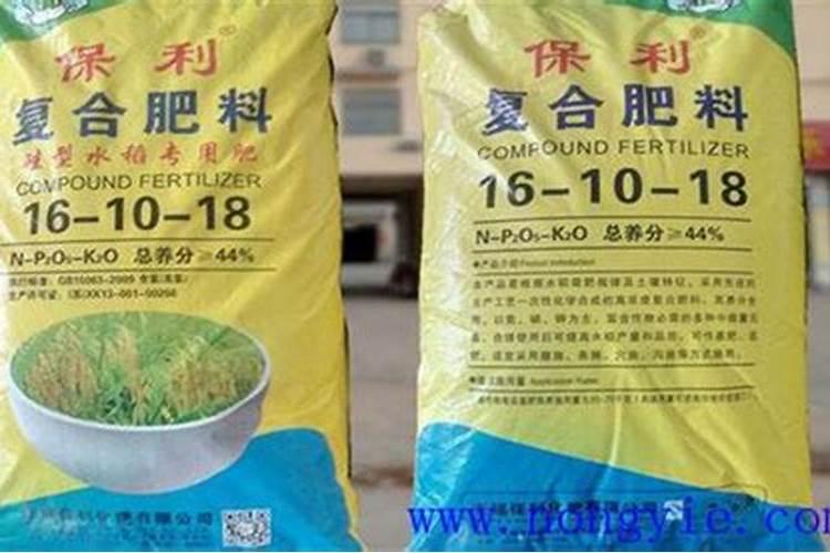 复合肥用什么原料做的