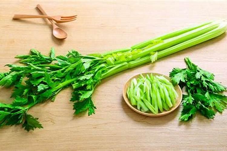 芹菜移栽后多少天可以施肥