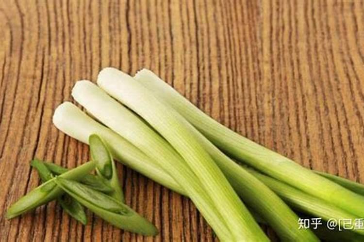 乙蒜素、芸苔素内酯、吗呱乙酸铜这三种药能一起用吗