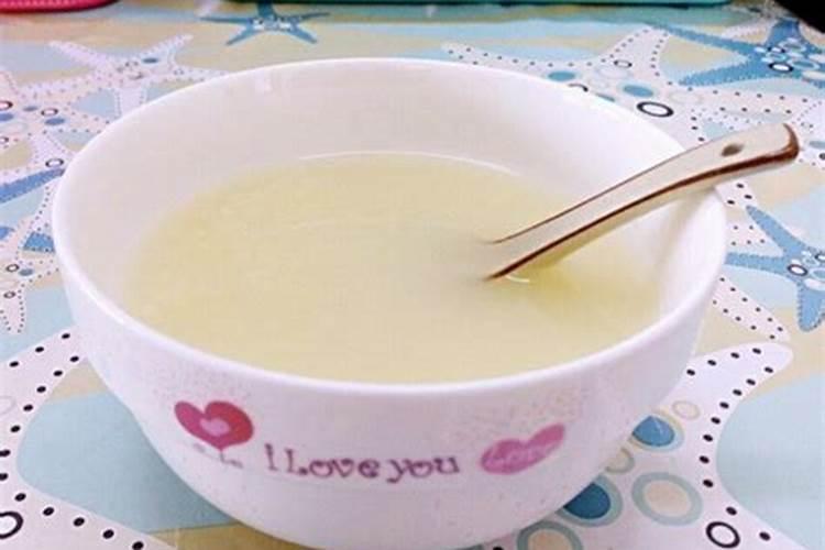 给花浇淘米水等于是施氮肥吗？