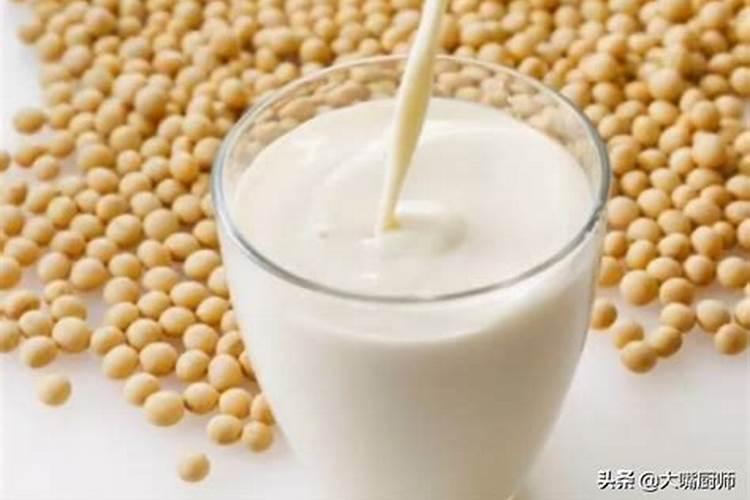 黄豆打药水最佳时间