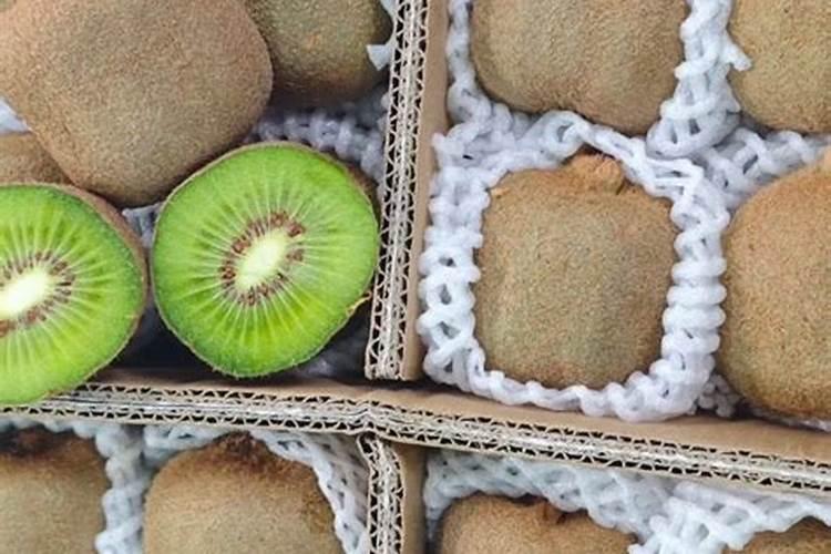 猕猴桃的作用与效果 猕猴桃的吃法及食用注意