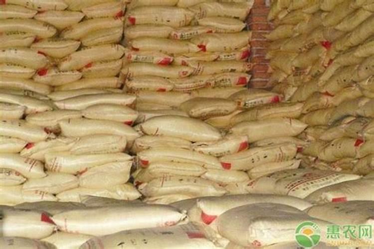 磷酸二氢钾与尿素如何配比