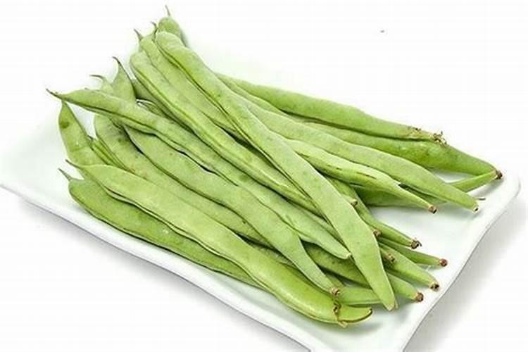 请问豆角叶子变黄用什么可以防治？