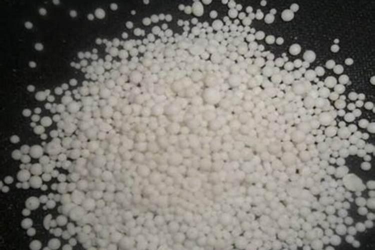 花生地野花生叶用什么除草剂能根除？