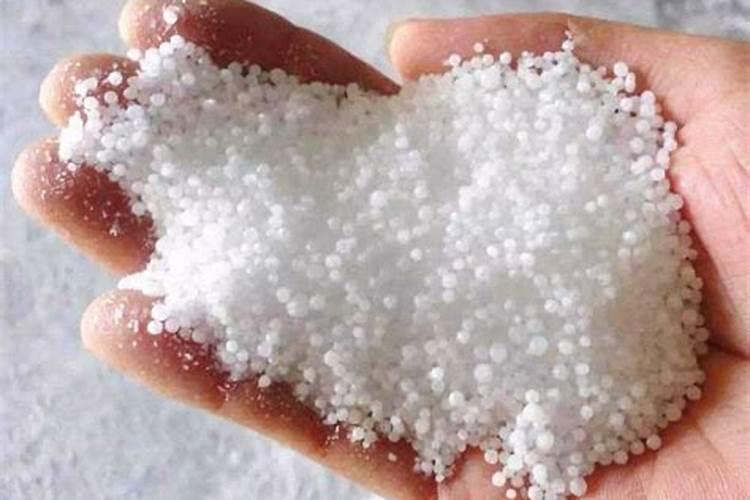 尿素可以兑水浇花吗