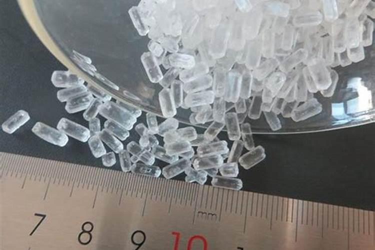 爱协林多用炉烧炭黑的操作流程包含哪些步骤？