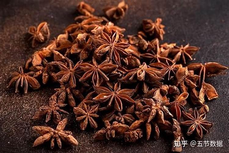 叶面肥什么时间喷好啊？