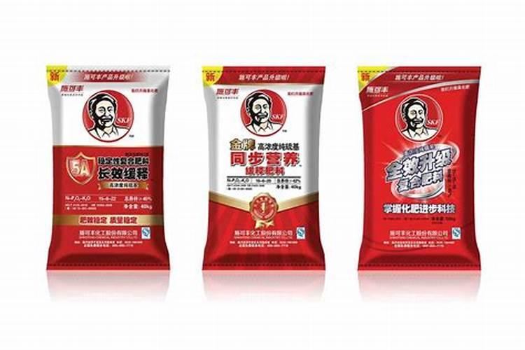 韭菜在收割后,是施人尿粪好还是撒草木灰好