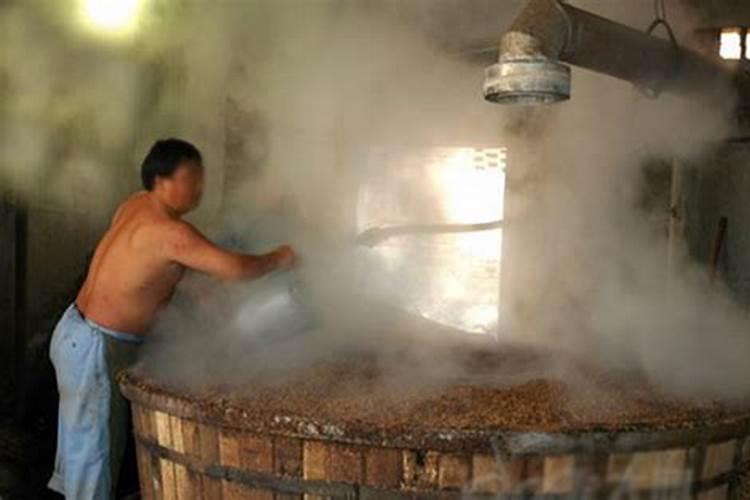 火龙果保花保果的时候,应该用些什么药呢？