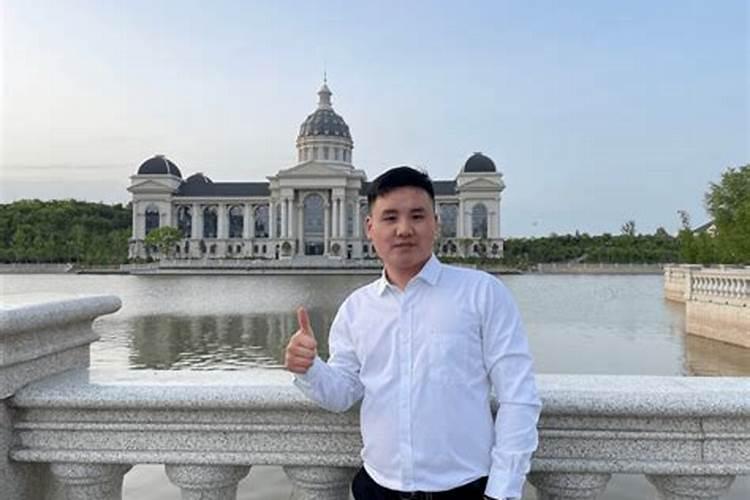 农大一把抓化肥撒在地表面做追肥可以吗？