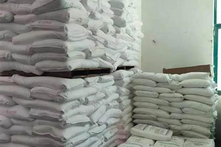 翡翠冰晴大叶子,请专家给估个价。谢谢