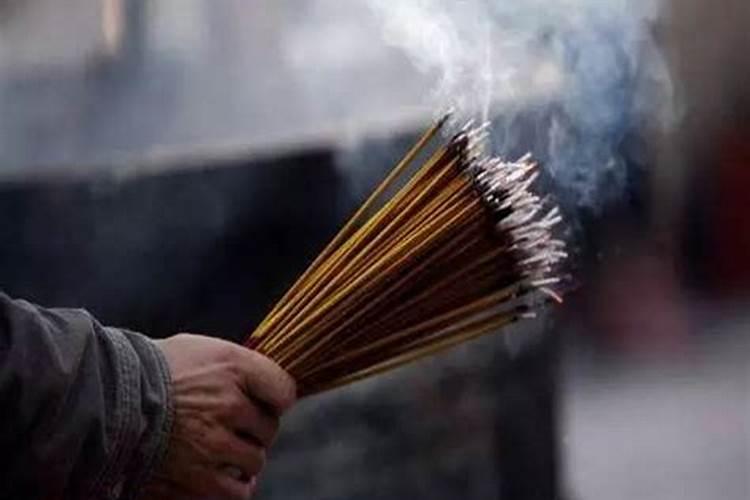 香灰可不可以作为肥料放入花盆中呢