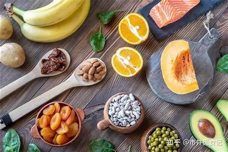 生活中,什么东西可以做成养花的肥料