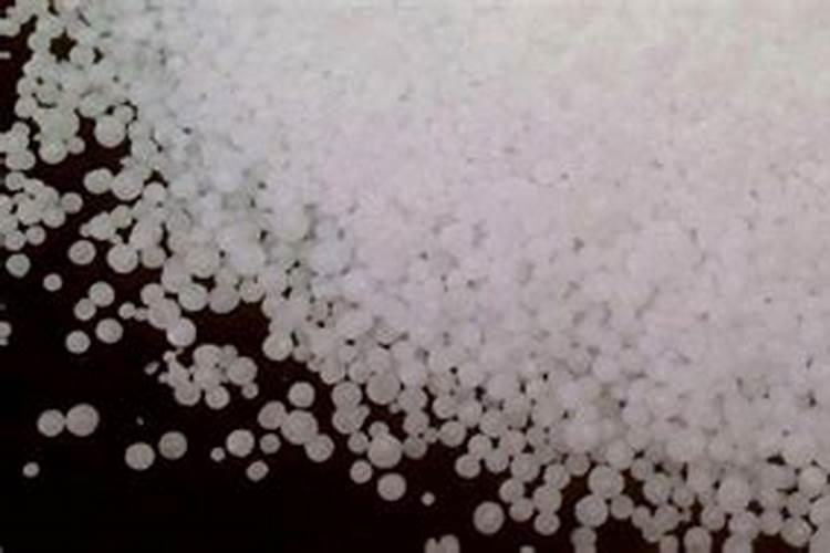 种萝卜用磷肥加尿素作底肥可以的是吗？