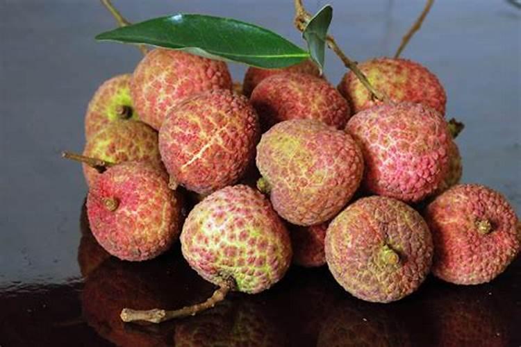 大蒜入冬前需要浇水吗