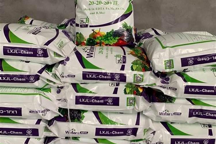 四川国光复合肥是什么颜色？