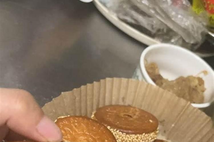 种植西瓜用芝麻饼做底肥在田里能管多久时间？