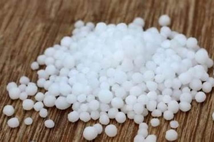 尿素肥的作用及使用方法是？