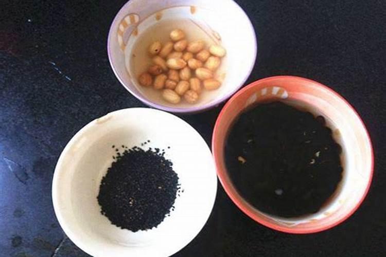 青菜种下去以后具体怎么施肥呢