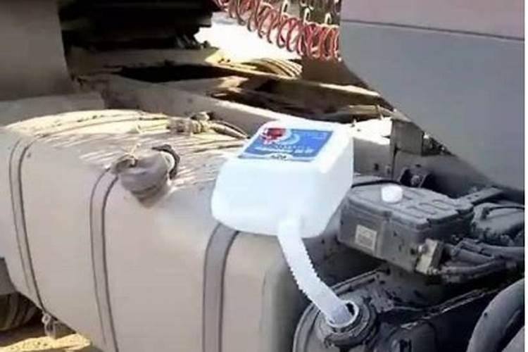 盆栽植物叶面施肥方法,控制浓度均匀喷洒