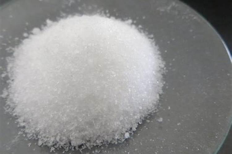 现在养花的人 都爱用营养液 好么？有没有其他的东西可以代替？