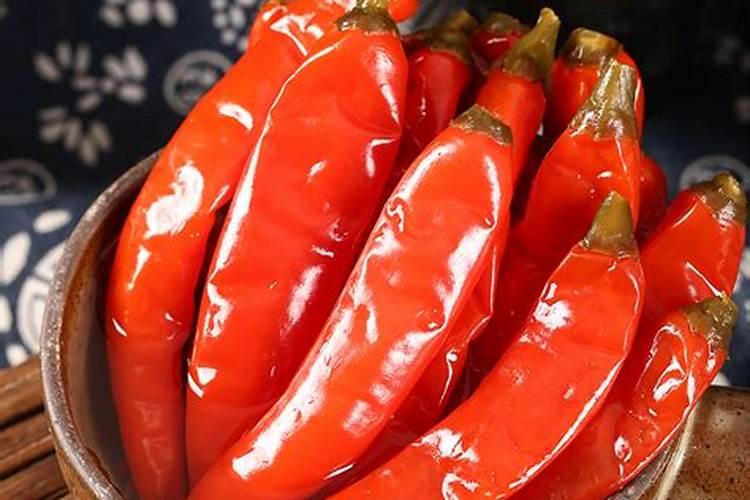 大辣椒怎样使用冲施肥,使用啥含量阿每个生育期都怎样冲。