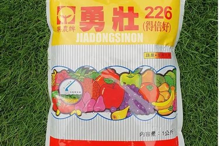 水溶肥跟尿素的区别