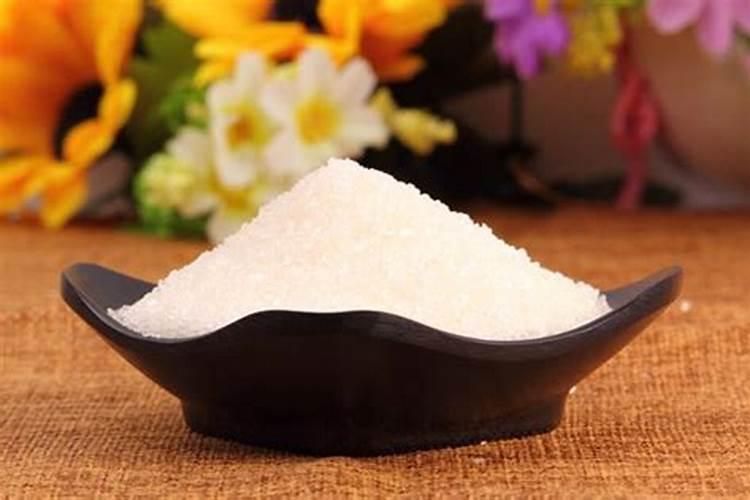 金钱树用什么肥料最好最旺盛