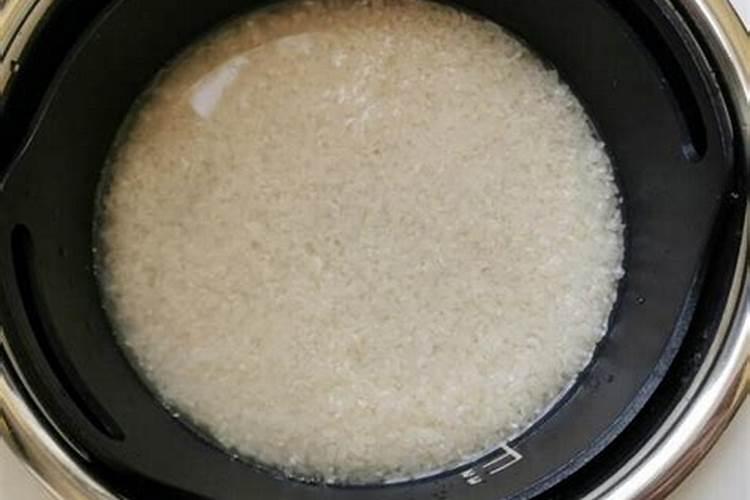 可以用淘米水浇花吗