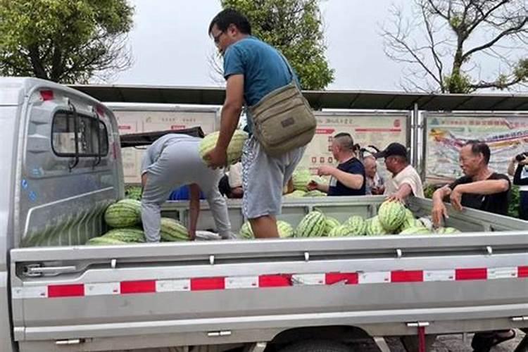 硒叶面肥可以和农药一起喷吗