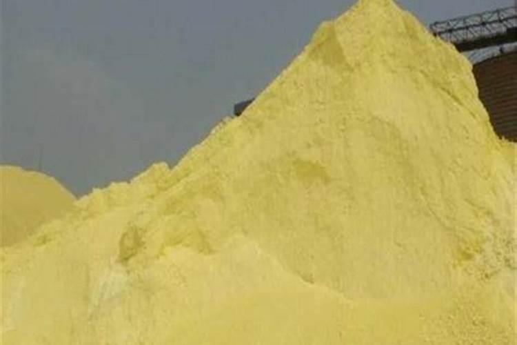 石榴保花保果需要的肥料浓度,有什么要求？我想喷棚肥、尿素和二氡钾...