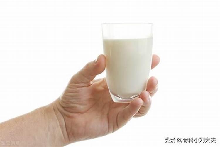 草莓施钙肥过多会造成什么影响？草莓缺钙肥应如何补救？