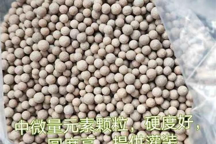 草莓滴灌钙肥一亩多少斤？