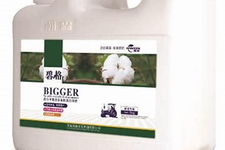 玉米追肥撒尿素,雨前撒尿素好还是雨后撒尿素好!