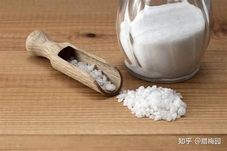 碳酸氢铵是氮肥吗 碳酸氢铵会和盐酸反应