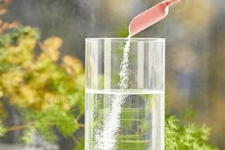 磷酸二氢钾可以和钾肥一起灌根吗？