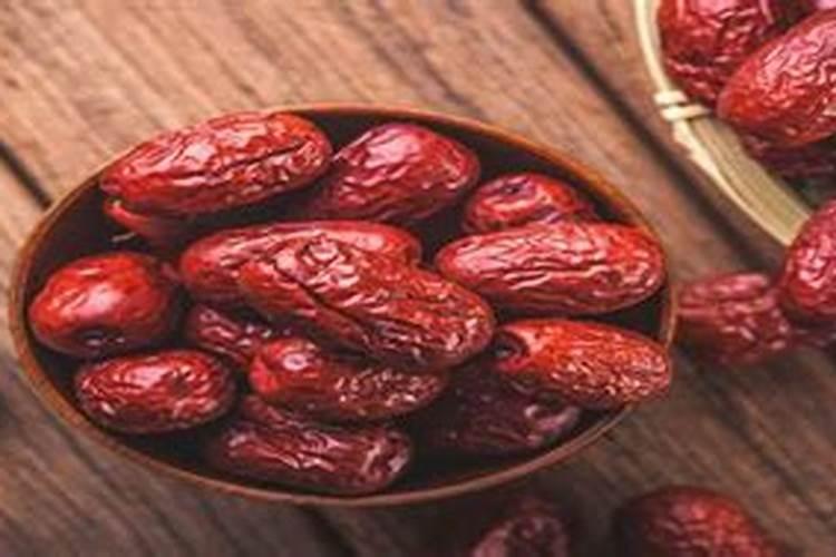 枣树开花结果初期施什么肥