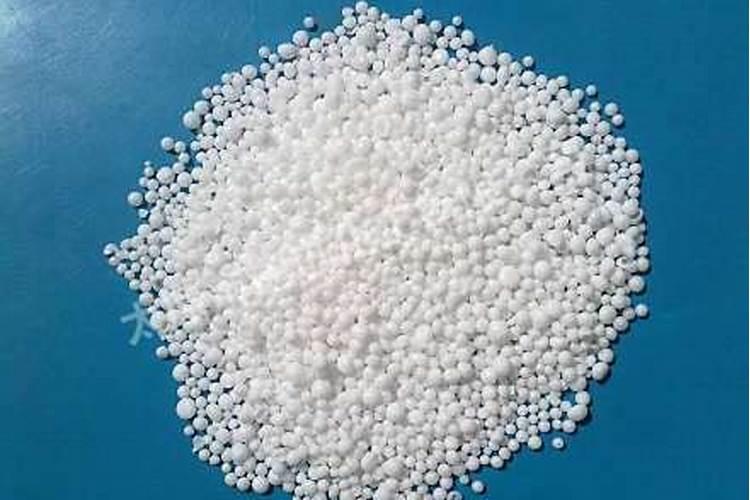 铵态氮肥时的注意事项有哪些？